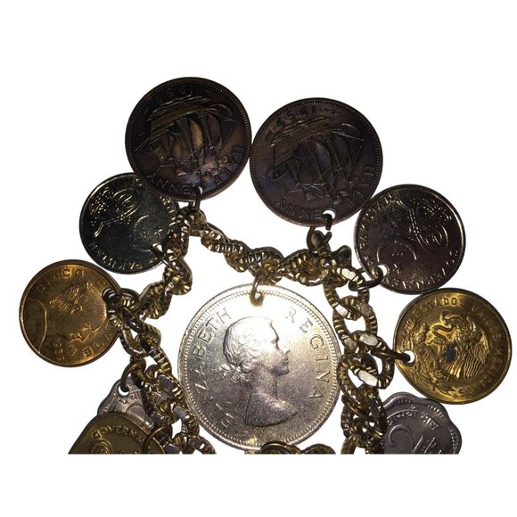 Vintage 1950s Older Foreign Coin Bracelet - Coins from Around the World - Picture 8 of 11